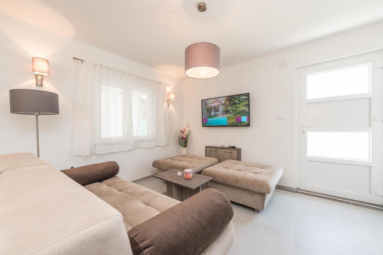 Villa Family Sukosan, Zadar Экстерьер фото